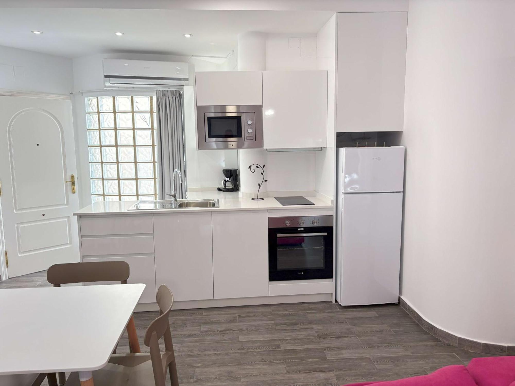 Apartamentos Carmela 貝尼多姆 外观 照片